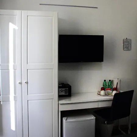 5 Terre Wave Guest house