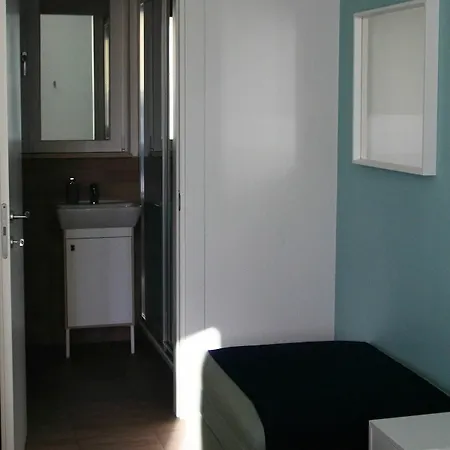 5 Terre Wave Guest house 2*