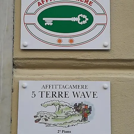 Guest house 5 Terre Wave 2*